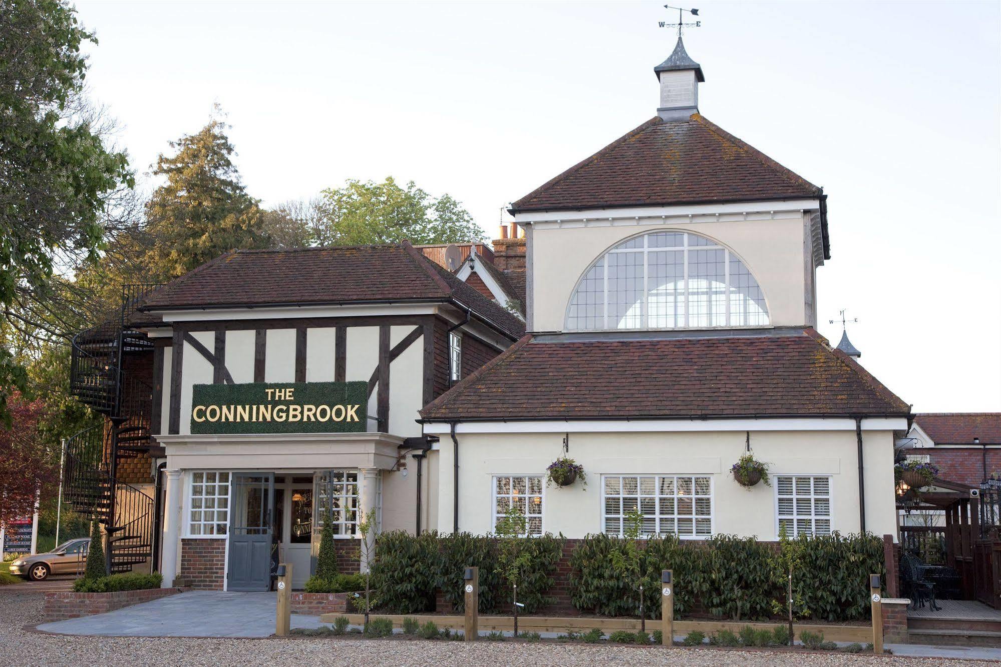 The Conningbrook Hotel 애슈퍼드 외부 사진